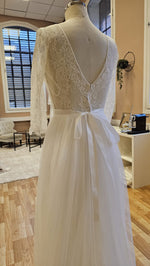 Elegant wedding dress | 3/4 sleeves