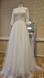 Elegant wedding dress | 3/4 sleeves